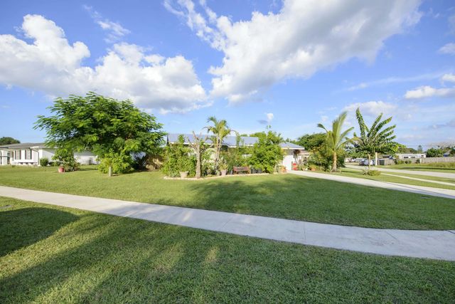 4 of 41 - 221 Sw Calmoso Drive, Port St. Lucie, FL