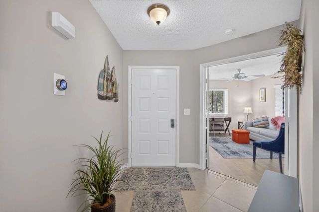 5 of 54 - 1103 Duncan Circle #201, Palm Beach Gardens, FL