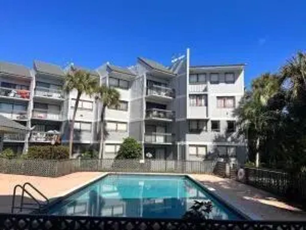2000 N Congress Avenue #104, West Palm Beach