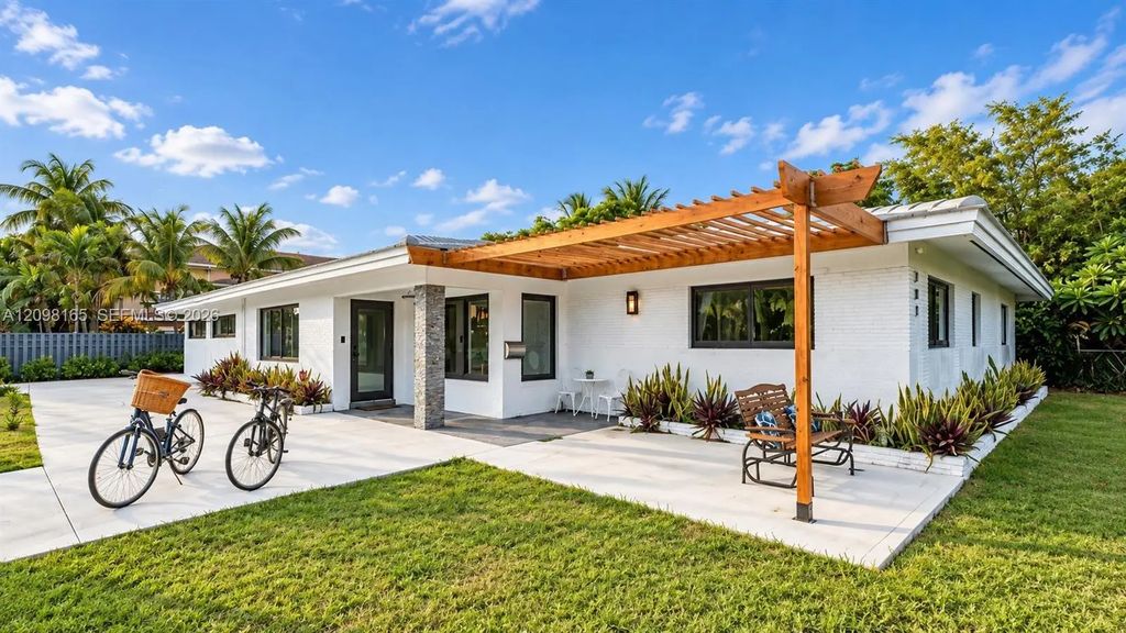 201 Ne 26th Avenue, Pompano Beach