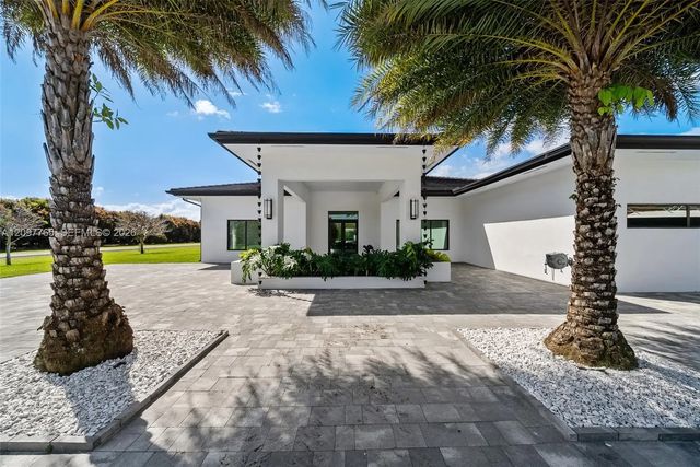 2 of 31 - 17950 Sw 192nd Street, Miami, FL