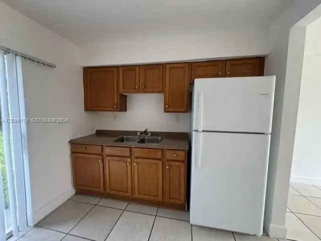 4 of 11 - 6437 Sw 22nd Street, Miramar, FL