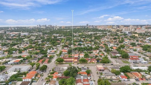 5 of 32 - 3301 W Flagler Street, Miami, FL