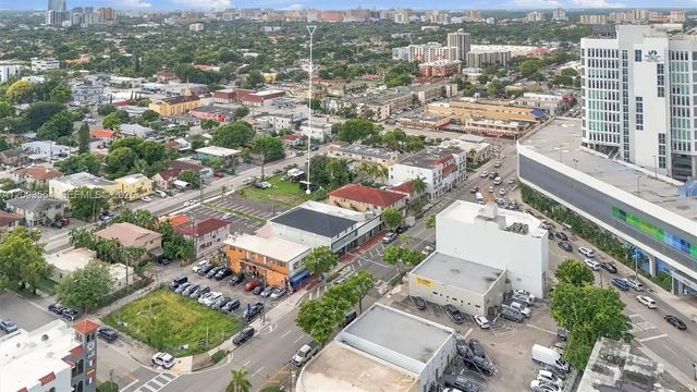5 of 19 - 2554 Sw 8th Street, Miami, FL