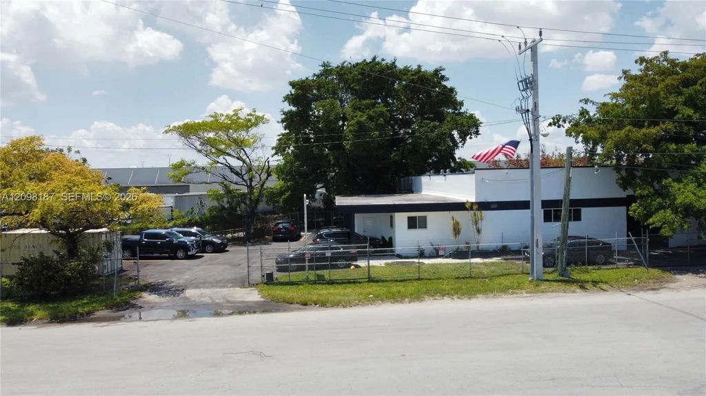 6500 Nw 35th Avenue, Miami