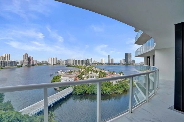 2 of 65 - 4000 Island Boulevard #1205, Aventura, FL