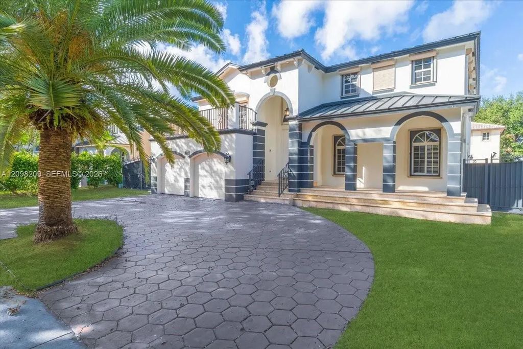 16310 Nw 84th Court, Miami Lakes