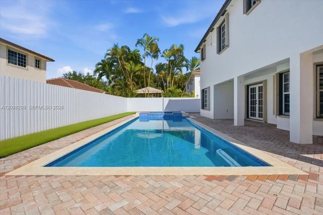 4 of 35 - 16310 Nw 84th Court, Miami Lakes, FL