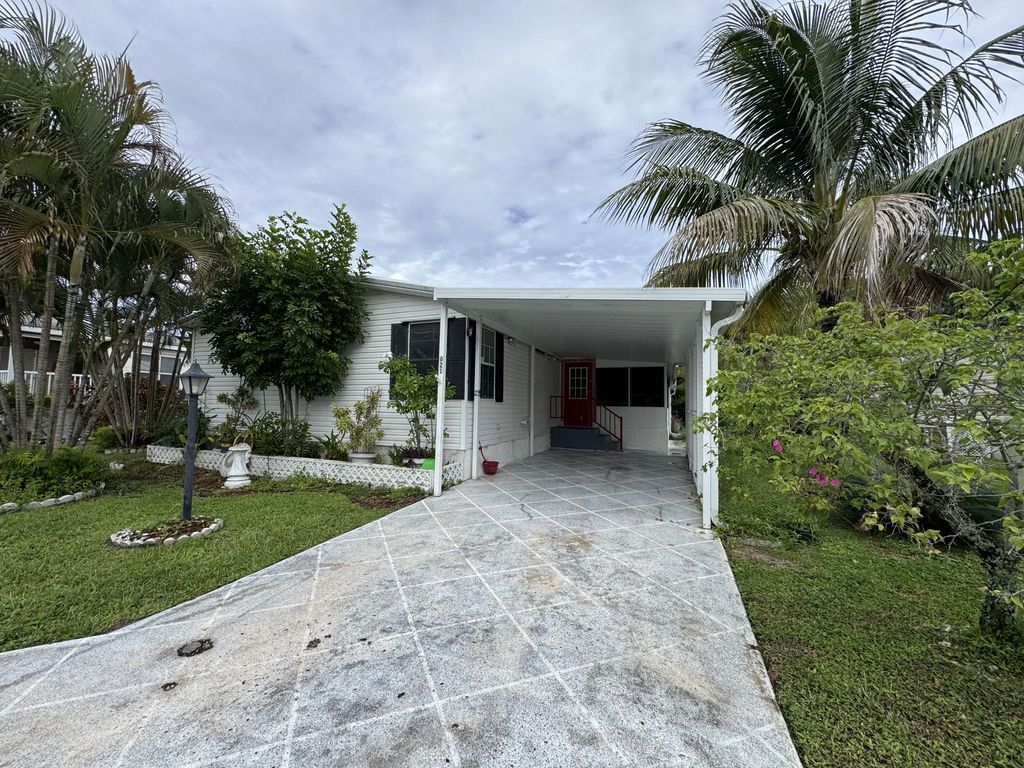 621 Sunny S Avenue, Boynton Beach