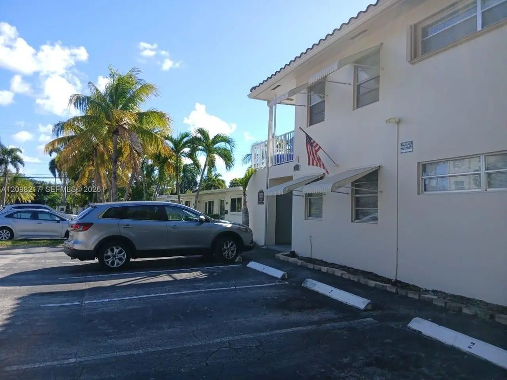 3031 Ne 21 Terrace #3, Oakland Park