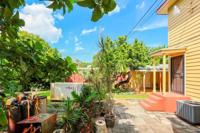 4 of 42 - 525 51st Street, West Palm Beach, FL