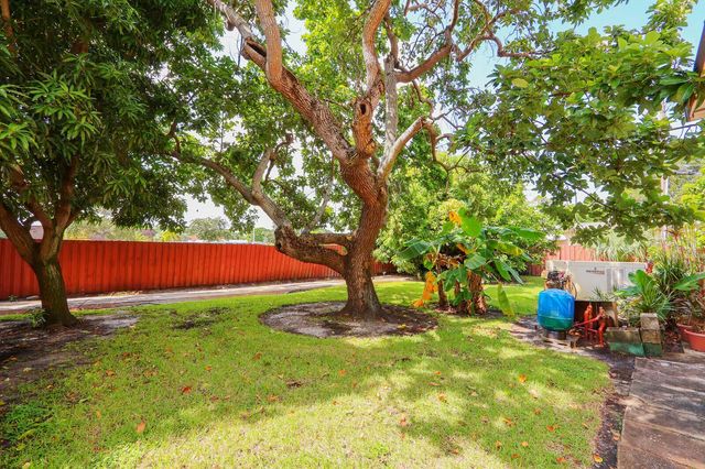 5 of 42 - 525 51st Street, West Palm Beach, FL