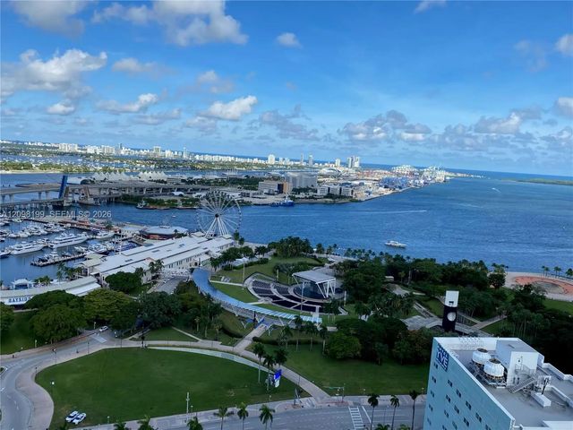 4 of 20 - 253 Ne 2nd Street #3007, Miami, FL
