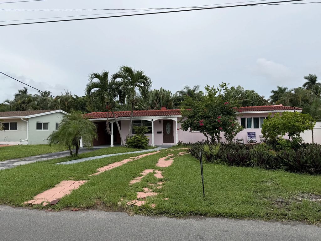 2349 Ne 9th Street, Pompano Beach