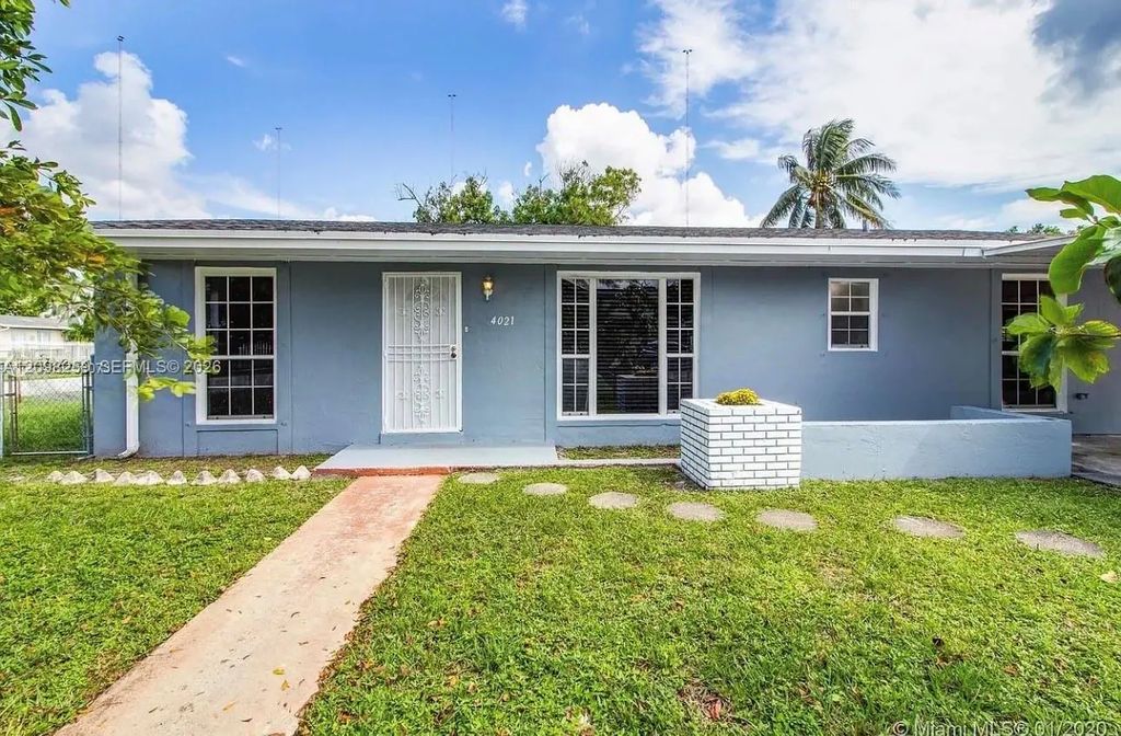 4021 Nw 203rd Lane, Miami Gardens