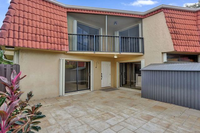 2 of 32 - 22970 Oxford Place #a, Boca Raton, FL