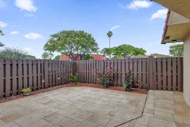 3 of 32 - 22970 Oxford Place #a, Boca Raton, FL