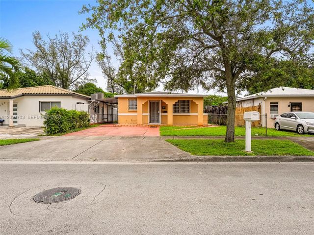 743 E 29th Street, Hialeah