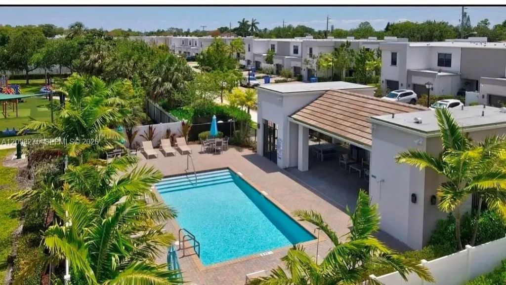 543 Nw 17th Street #543, Fort Lauderdale