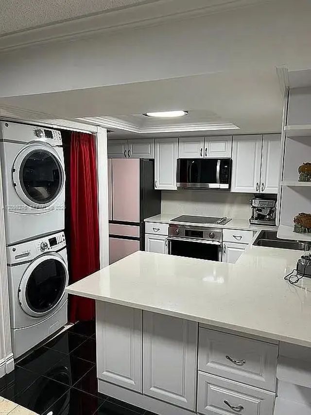 4 of 19 - 11183 Nw 7th Street #204-20, Miami, FL