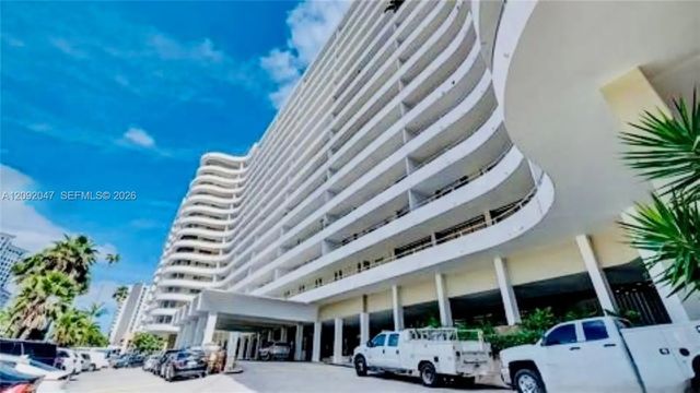 5555 Collins Avenue #7p, Miami Beach