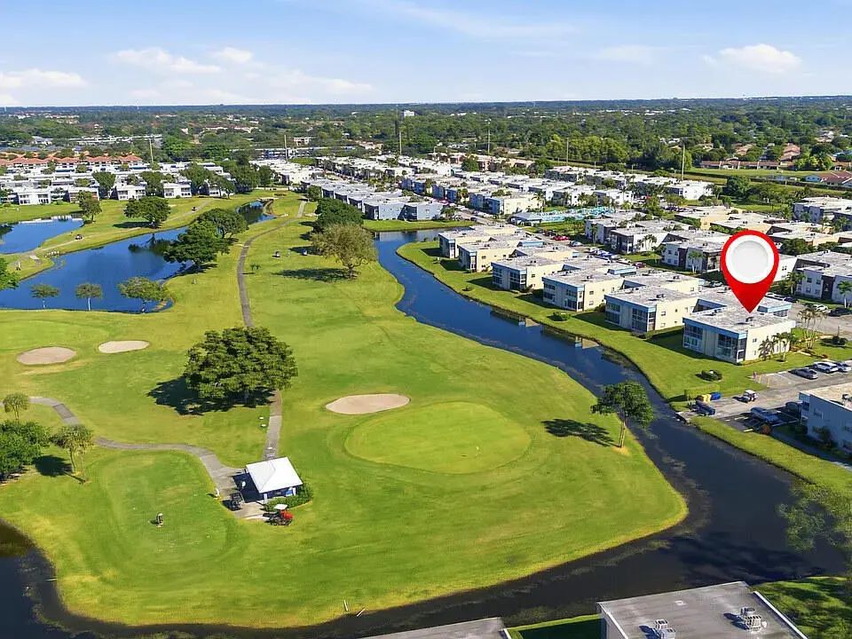 Delray Beach Real Estate - MLS # B26082414, Residential real estate for Sale in KINGS POINT, MLS Listings # B26082414