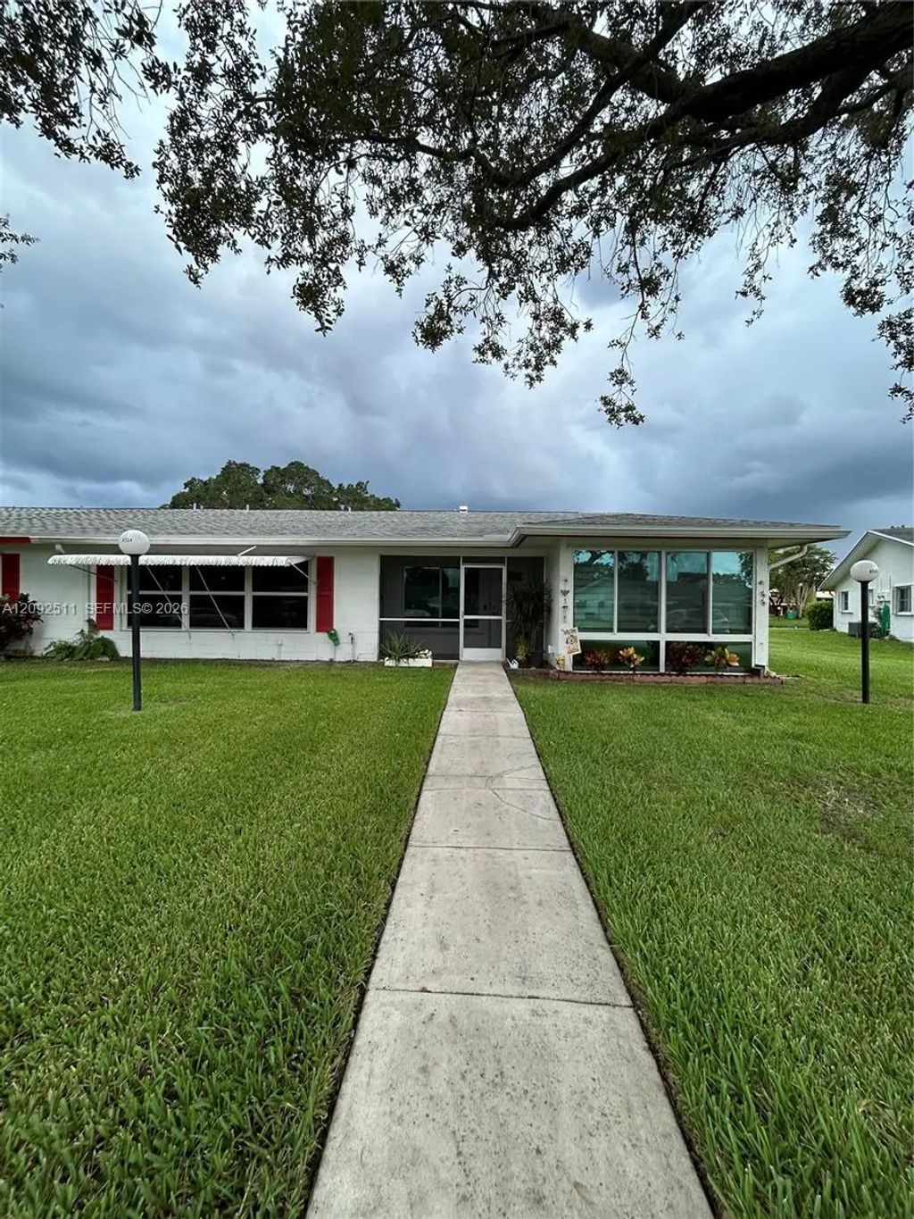 8534 Nw 10th Street #c78, Plantation