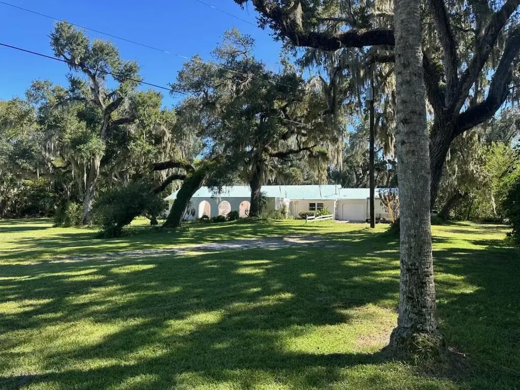 384 W Ariel Road, Edgewater