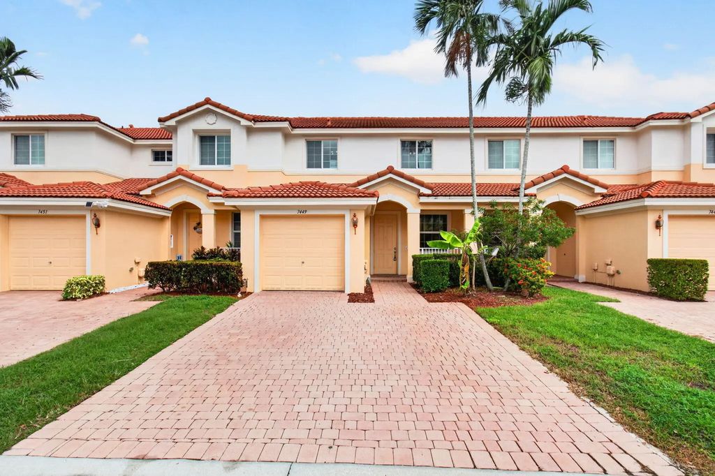 7449 Sarentino Lane, Boynton Beach