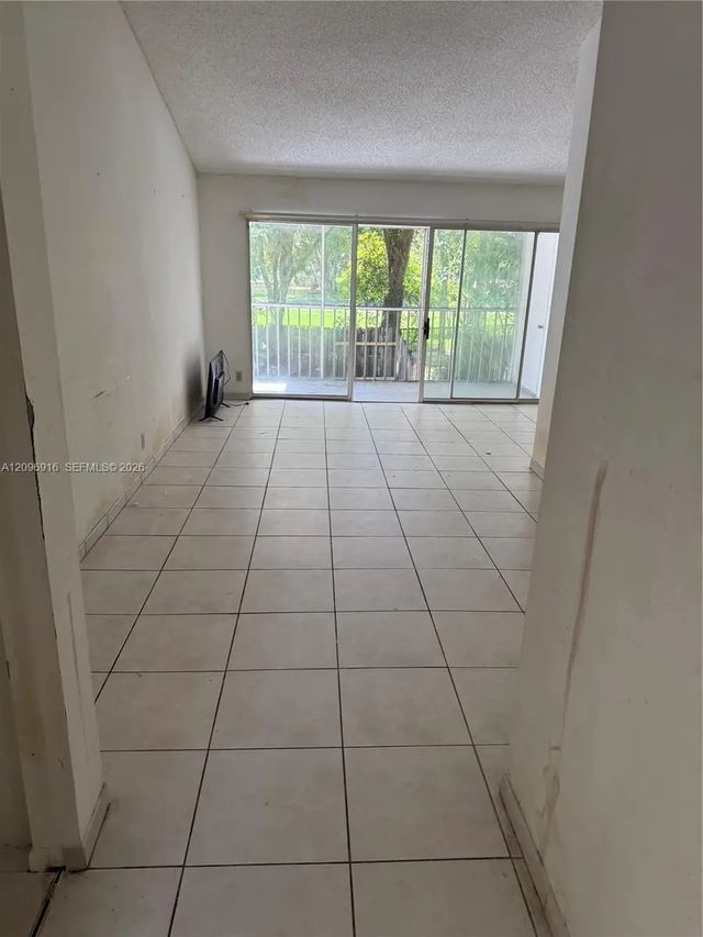 2 of 8 - 9510 Sw 140th Court #9510, Miami, FL