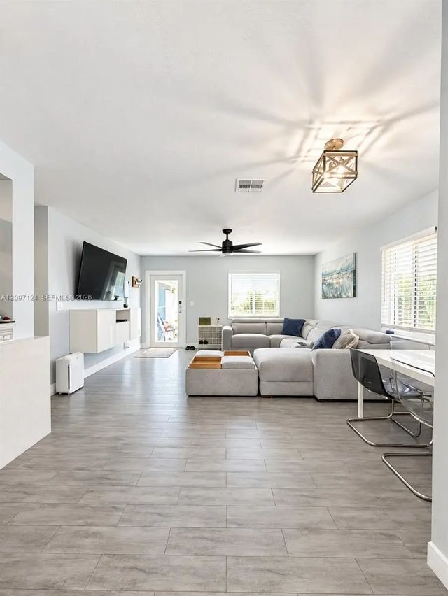 3 of 13 - 1435 Ne 141st Street, North Miami, FL
