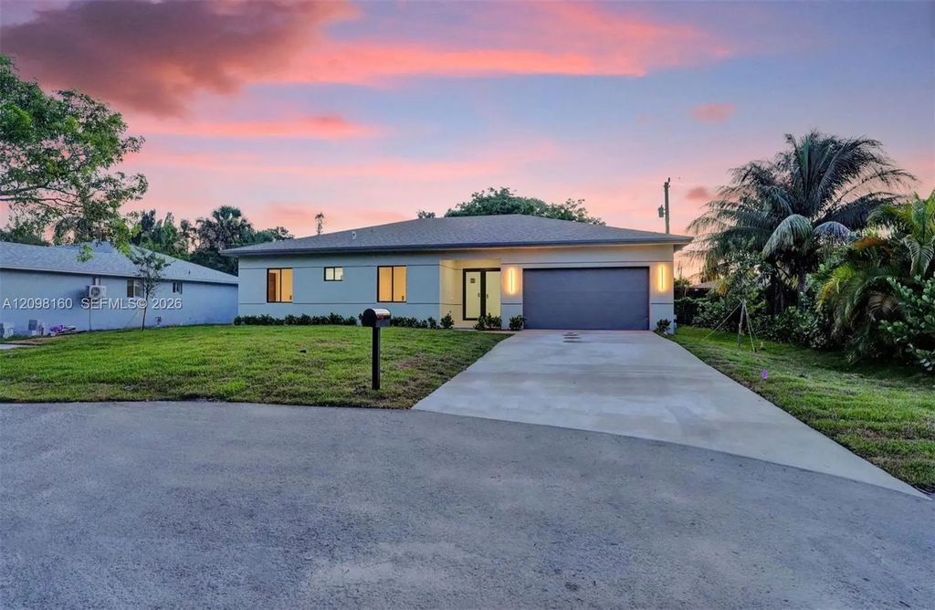 2445 Sw 43 Terrace, Fort Lauderdale