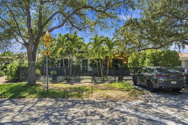 3 of 52 - 600 W 51st Street, Miami Beach, FL