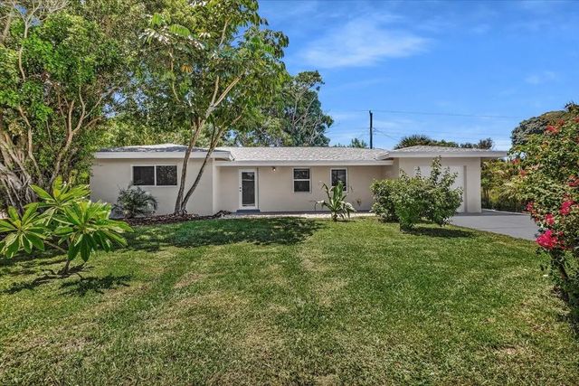 3 of 43 - 902 Garnett Street, Lantana, FL