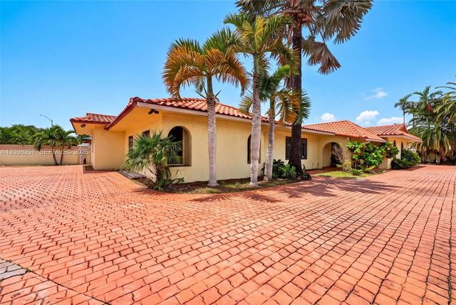 2 of 55 - 5550 Sw 87th Avenue, Miami, FL