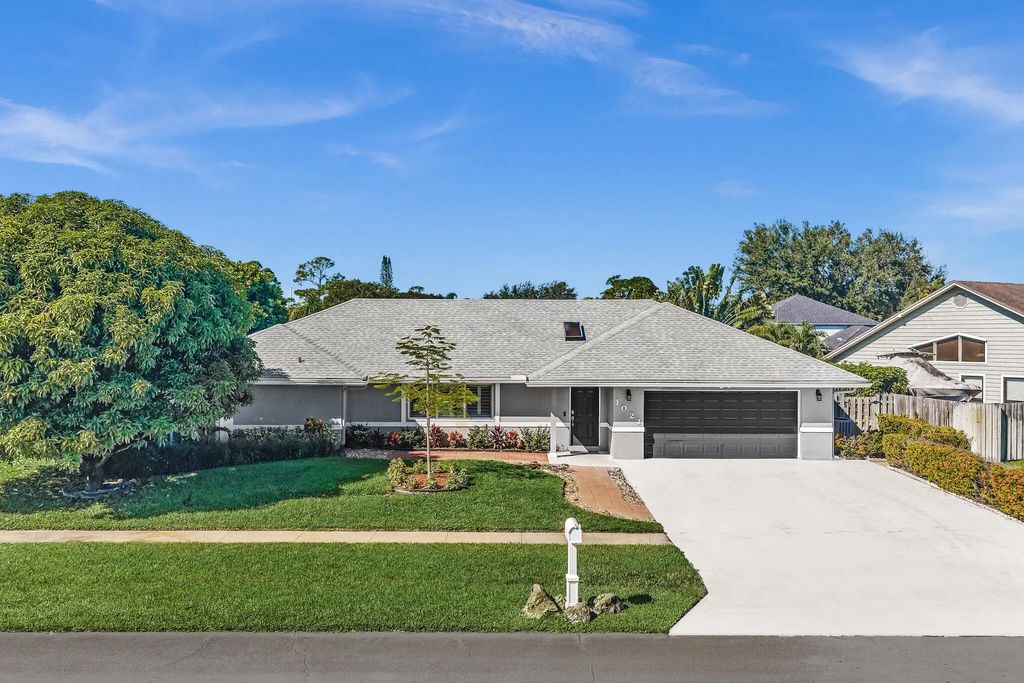 1021 Cherry Lane, Wellington