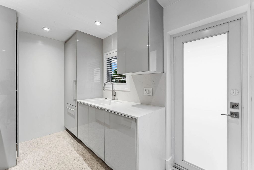 1877 S Ocean Boulevard #10, Delray Beach