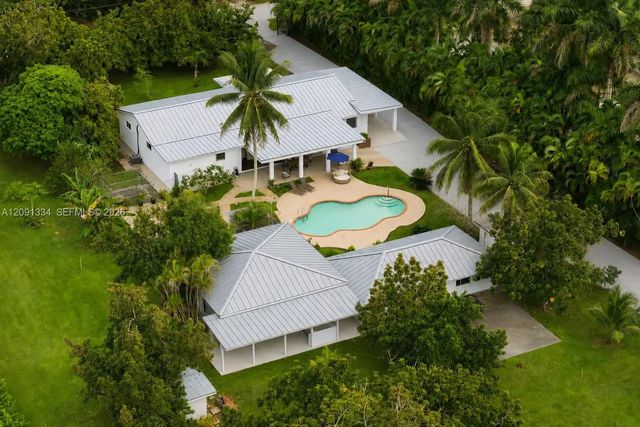 20450 Sw 198th Avenue, Miami