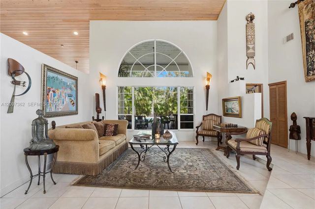 5 of 44 - 13105 Sw 106th Avenue, Miami, FL