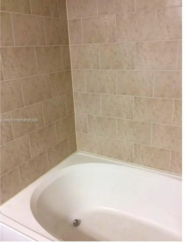 3 of 10 - 15689 Sw 106th Lane #705, Miami, FL