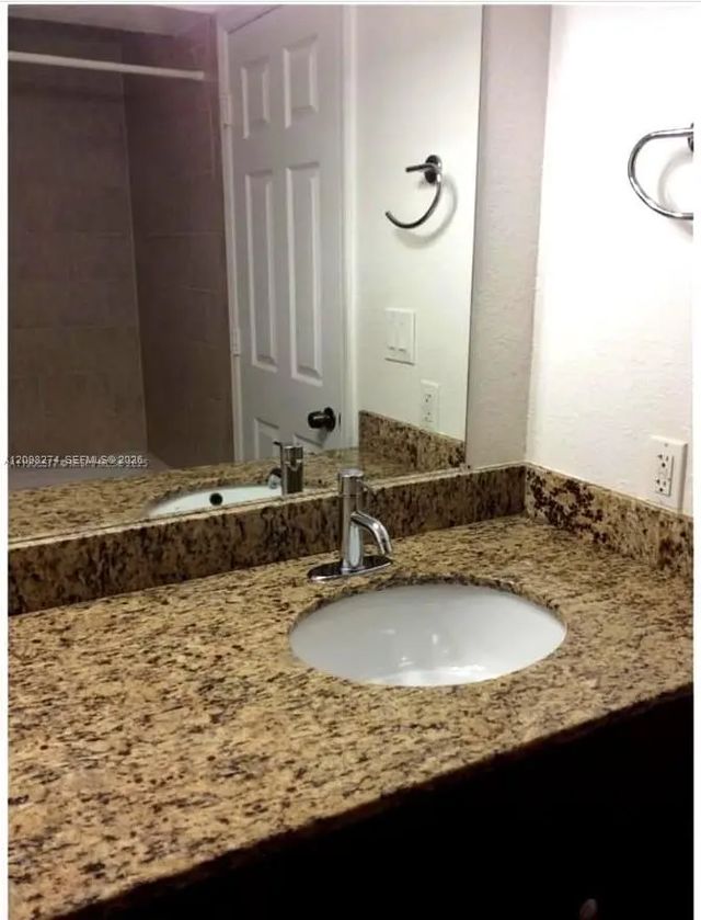 5 of 10 - 15689 Sw 106th Lane #705, Miami, FL