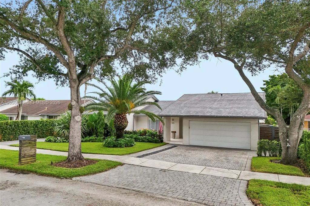 305 Sw 134th Court, Miami