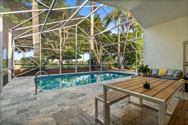 5 of 48 - 1971 Oak Berry Circle, Wellington, FL