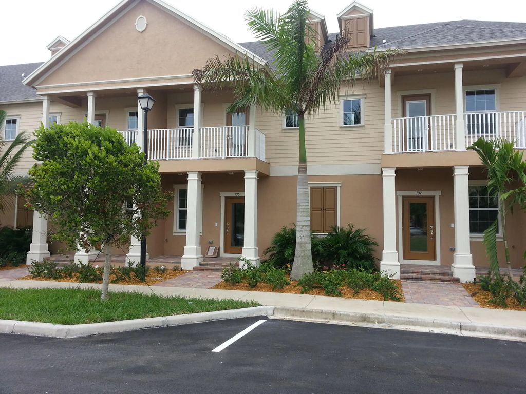 118 Black Ironwood Road, Jupiter