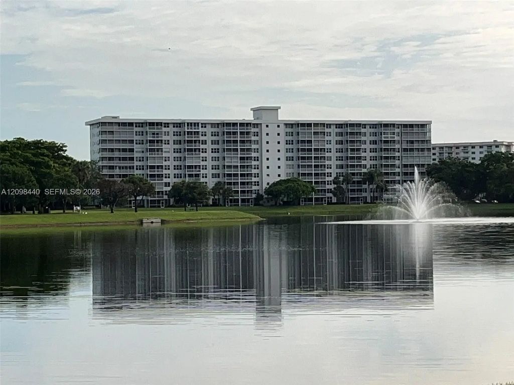 2900 N Course Drive #207, Pompano Beach
