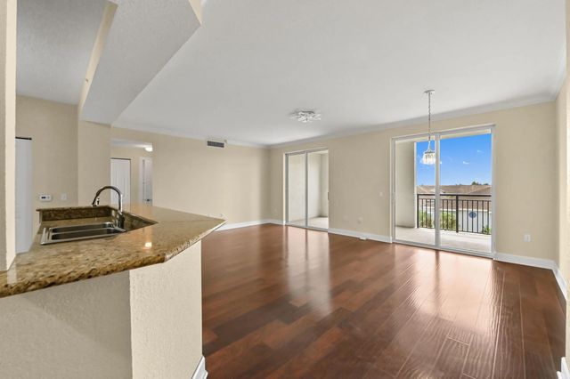 5 of 34 - 1660 Renaissance Commons Boulevard #2517, Boynton Beach, FL