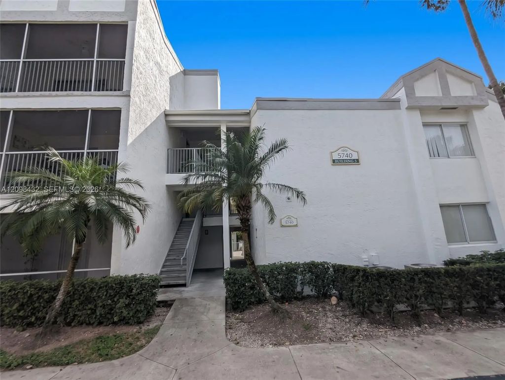 5740 Rock Island Road #287, Tamarac