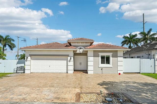 2 of 33 - 401 Se 17th Avenue, Homestead, FL