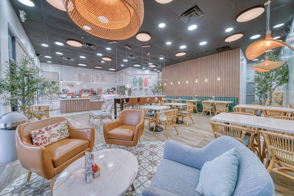 Restaurant For Sale On Busy Biscayne Boulevard, North Miami Beach