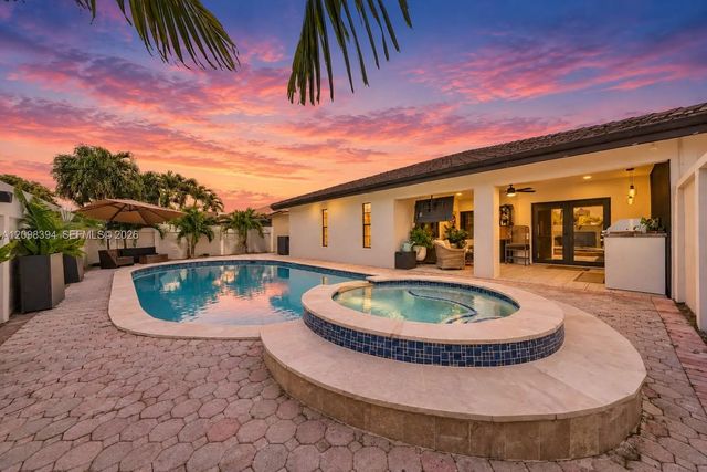 2 of 42 - 8936 Nw 150th Terrace, Miami Lakes, FL